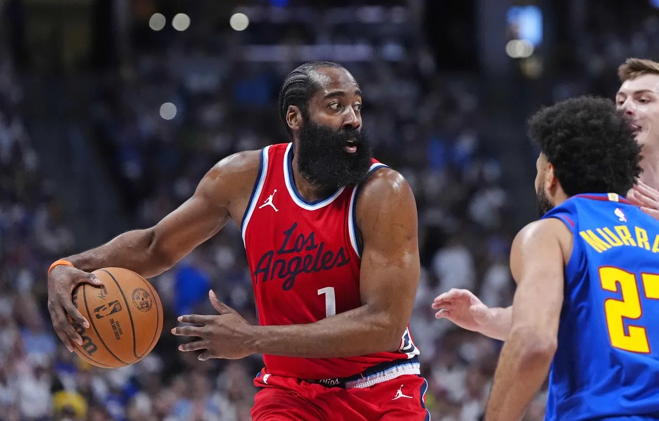 开云体育-哈登重要时刻比赛规则变更,塞尔维亚队带队取胜!