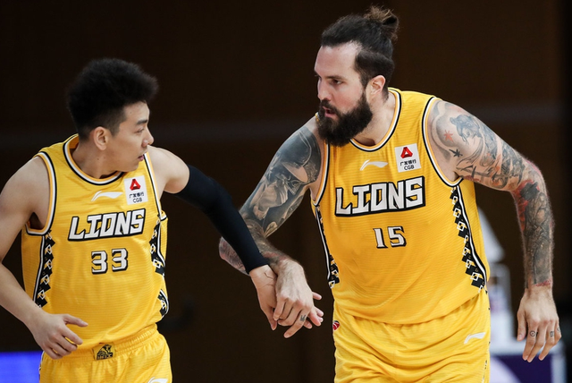 开云体育- 荷甲赛程吃紧，毕尔巴鄂竞技今晚手感冰凉，压力陡增，团队化学反应显著