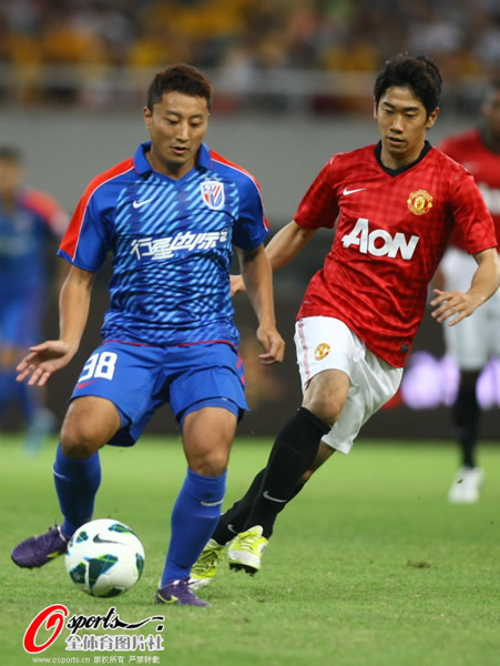 开云体育-关于德罗巴在中国队比赛中出色防守,赛事规则更新引发热议!的信息